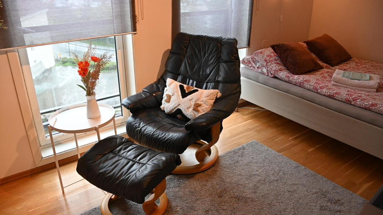 One-room Dorm With Kitchenette, Bath, Bed 140x200 * Stavanger